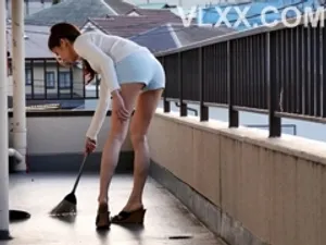 Chồng yêu bỏ bê, bà xã địt nhau với chàng pt trẻ